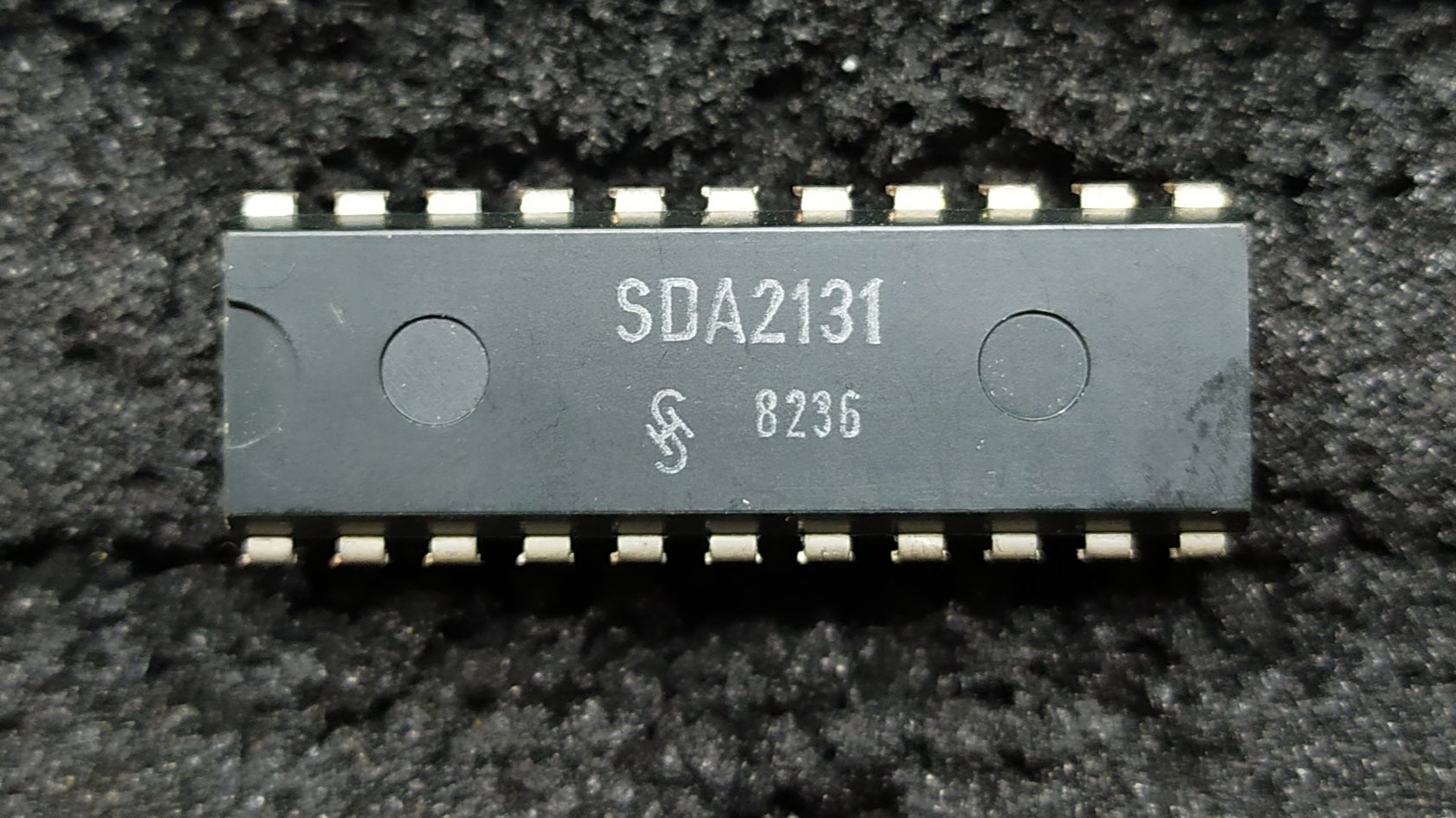 SDA2131 PDIP22 wide